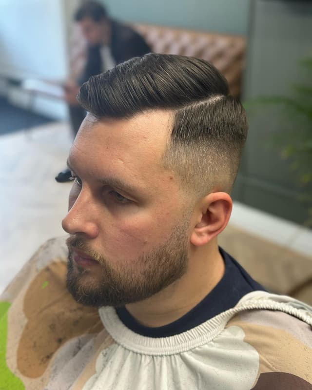 Person from the side with a hair cut